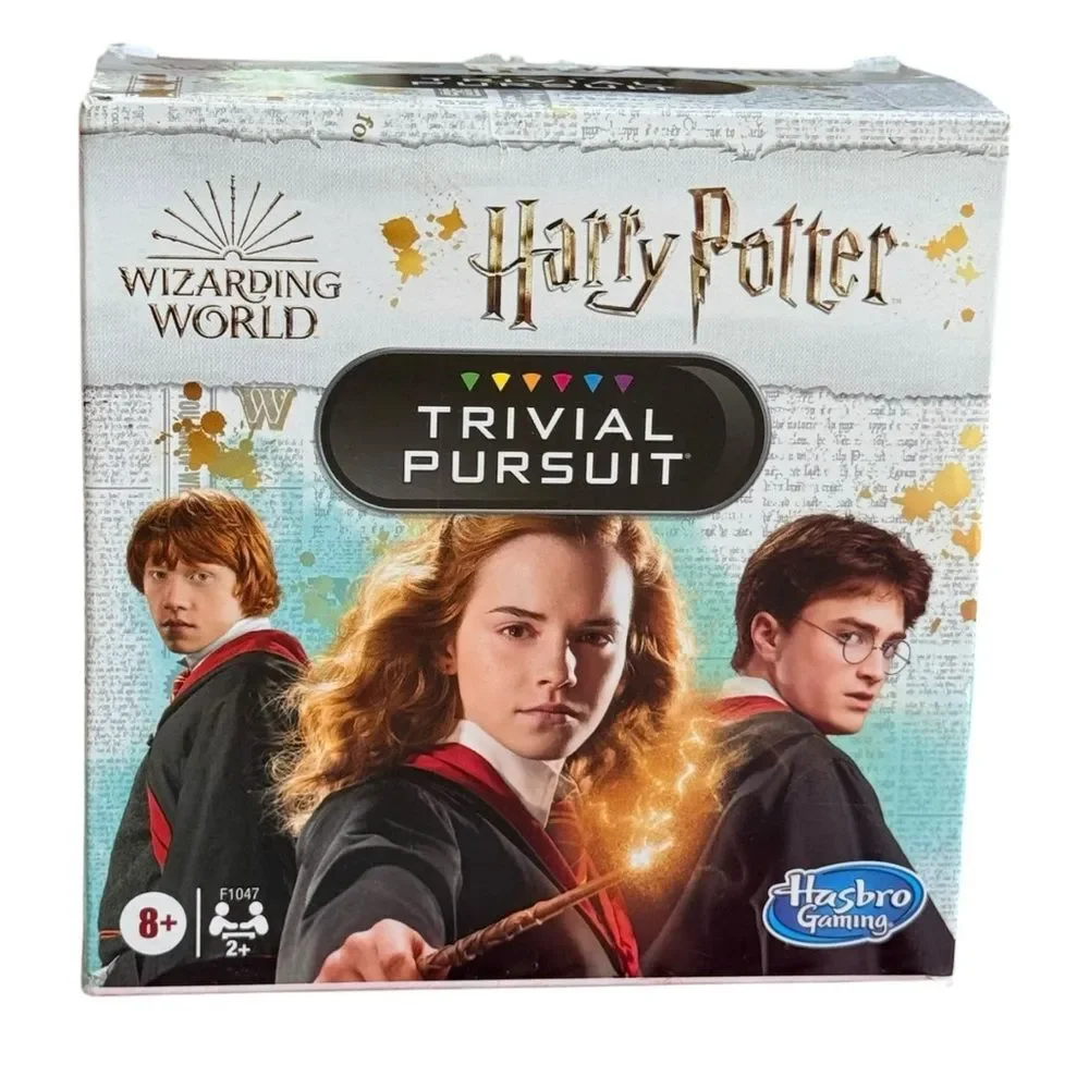 Hasbro Gaming Trivial Pursuit Wizarding World Harry Potter Trivia Card Game.
